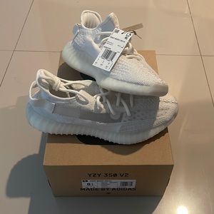 Brand new Yeezy Boost 350 V2